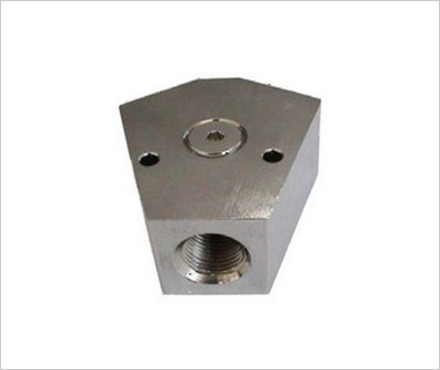 BILLET ALUMINUM Y BLOCK with 1-8NPT Gauge Thread